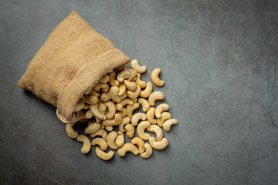 cashew nuts benefits for male